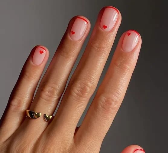 Kolory manicure Kim Kardashian, które zrobią wrażenie na każdej okazji