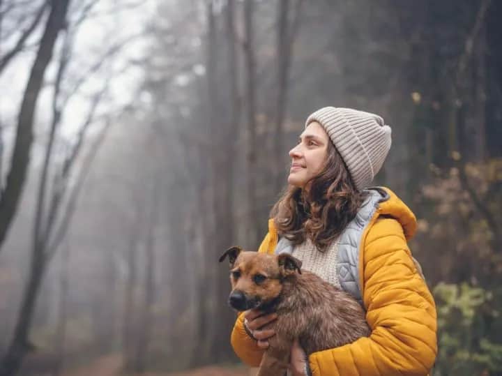 Jaką czapkę wybrać do musztardowej kurtki? Praktyczne porady i inspiracje