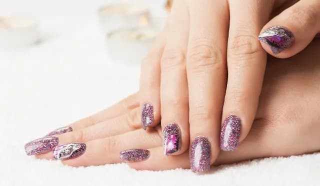 Modne pomalowanie paznokci: najnowsze trendy i inspiracje dla Ciebie